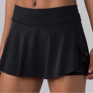 Lululemon Quick Pace Skirt Black Size 4